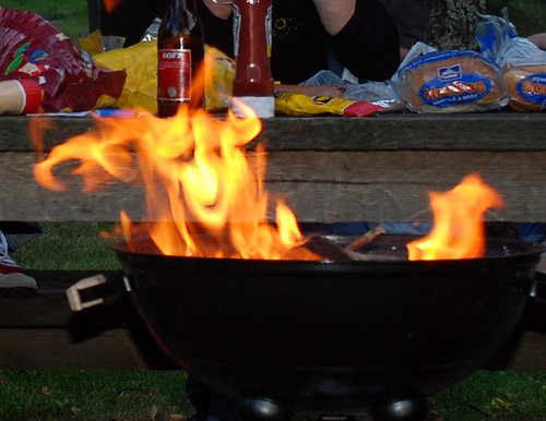 caras_en_el_fuego